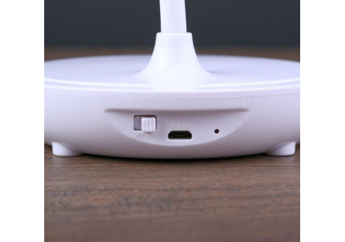 Лампа настольная сенсорная  20хLed 3 режима АКБ USB  (12*12*34,5) Белый, 4592591