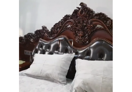 Кровать 1,8  Шарлотта, орех