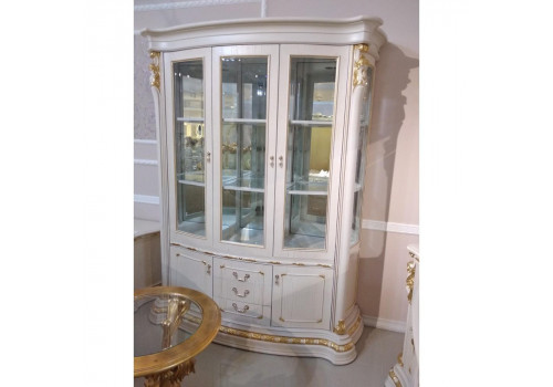 Витрина 3-дверная ИЗАБЕЛЛА IZABELLA 208, белый с золотом без короны