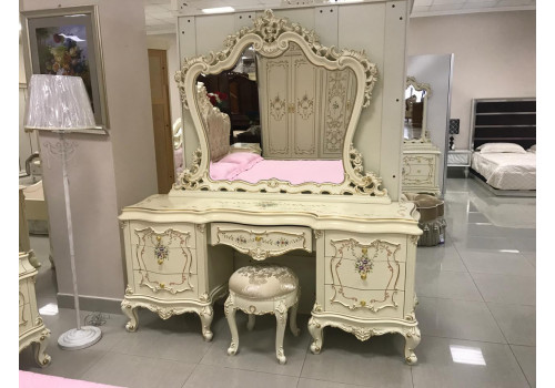 Стол туалетный С/З Капри 3915 A, слоновая кость