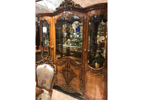 Витрина 4-дверная ЛИАНА 3913, орех