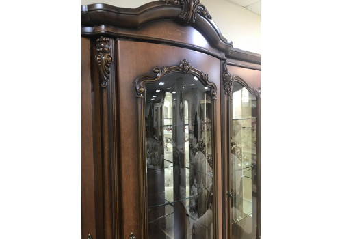 Столовая  Роял  ка-05(B) ,  ROYAL орех