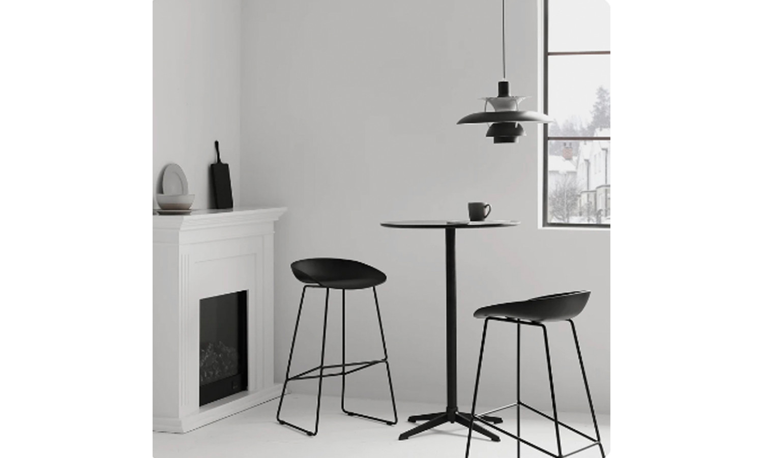 Стул полубарный Neo чёрный с чёрными ножками