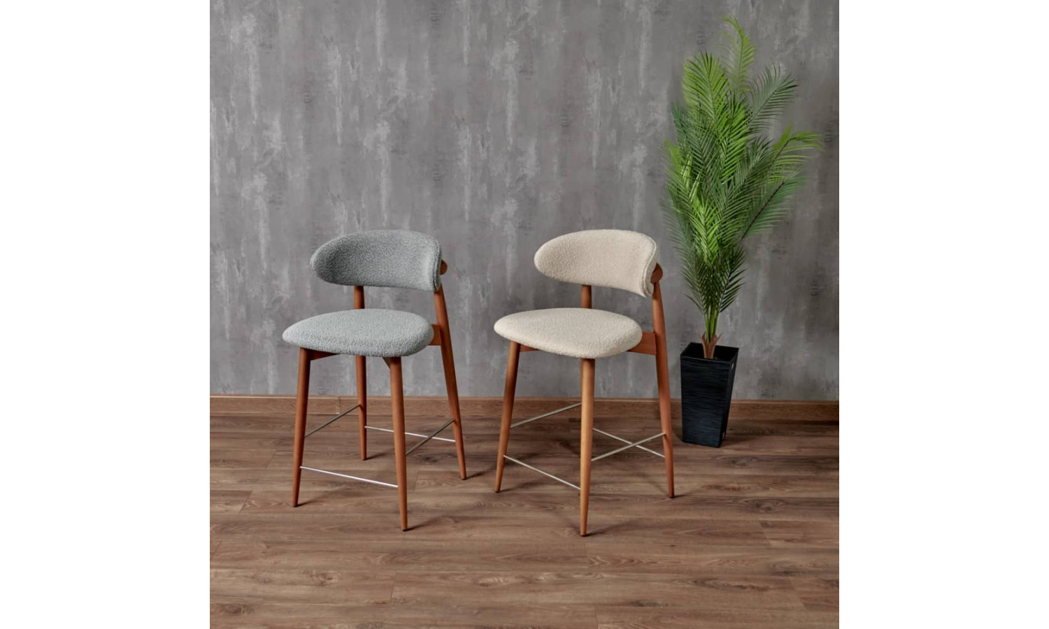 Стул полубарный Lucas светло-серый букле, ножки цвета орех