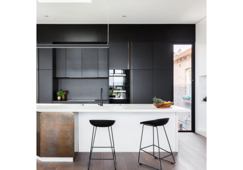 Стул полубарный Neo чёрный с чёрными ножками