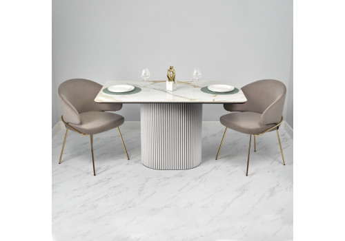 Стул-полукресло Emil латте с золотыми ножками