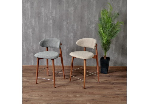 Стул полубарный Lucas латте букле с ножками цвета орех