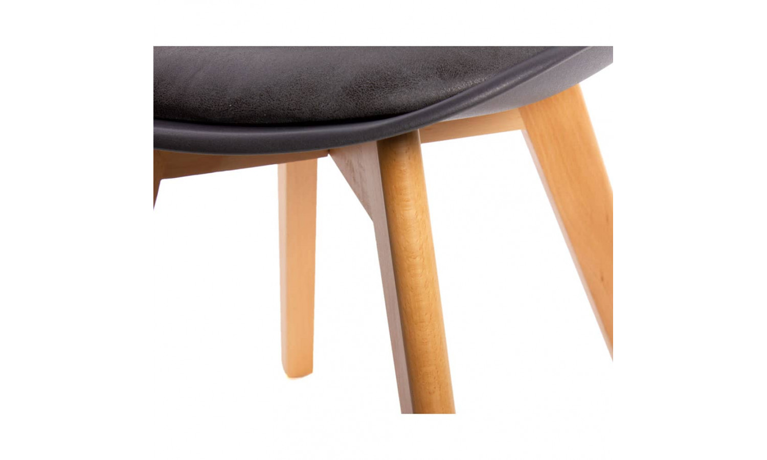 Стул Eames Bon чёрный