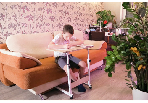 Стол многофункциональный на колесах, 60x40 см, «РОЛЛ», 2 ножки, регул.высота, мдф, металл, св. дерево, белый