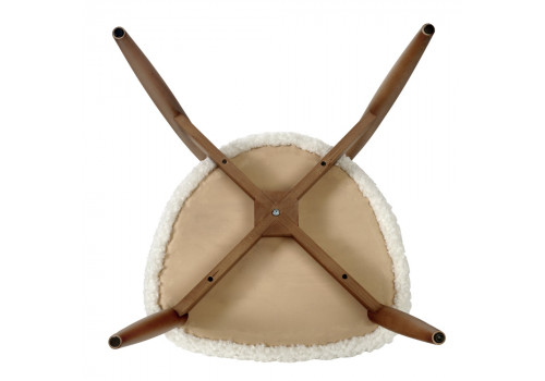 Стул Lucas белый искусственный мех с ножками цвета орех