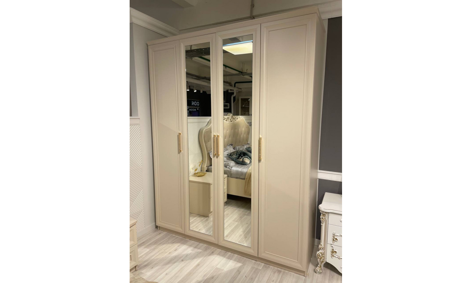 Спальня Мокко бежевый 4-ств с тумбами 1,6м