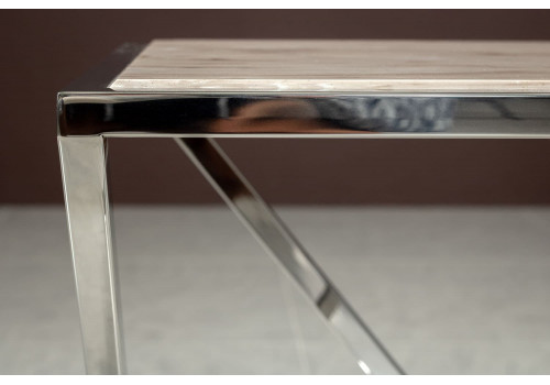 Столик Генри