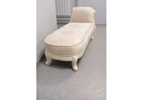 Оттоманка Джоконда крем глянец с одним подлокотником