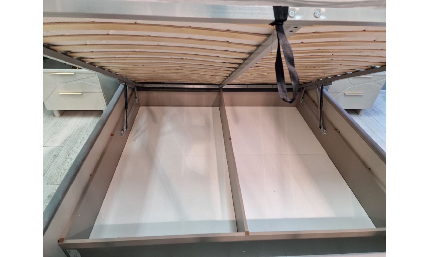 Ящик с подъемным механизмом Лейла серый 180х200