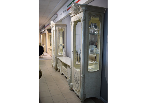 Гостиная Марселла крем корень глянец