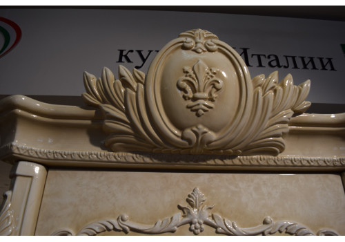 Гостиная Марселла крем корень глянец