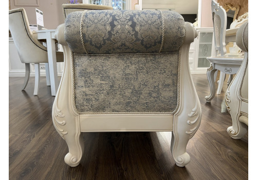 Оттоманка Мишель белый матовый с одним подлокотником