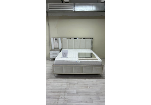 Зеркало Gravita Гравита белый глянец для прикроватной тумбы