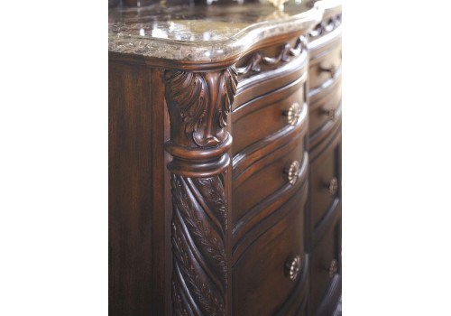 Комод North Shore B553-131