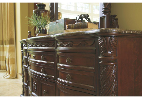 Комод North Shore B553-131