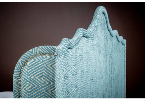 Кровать 140x200 с контейнером и подъемным механизмом Лигурия